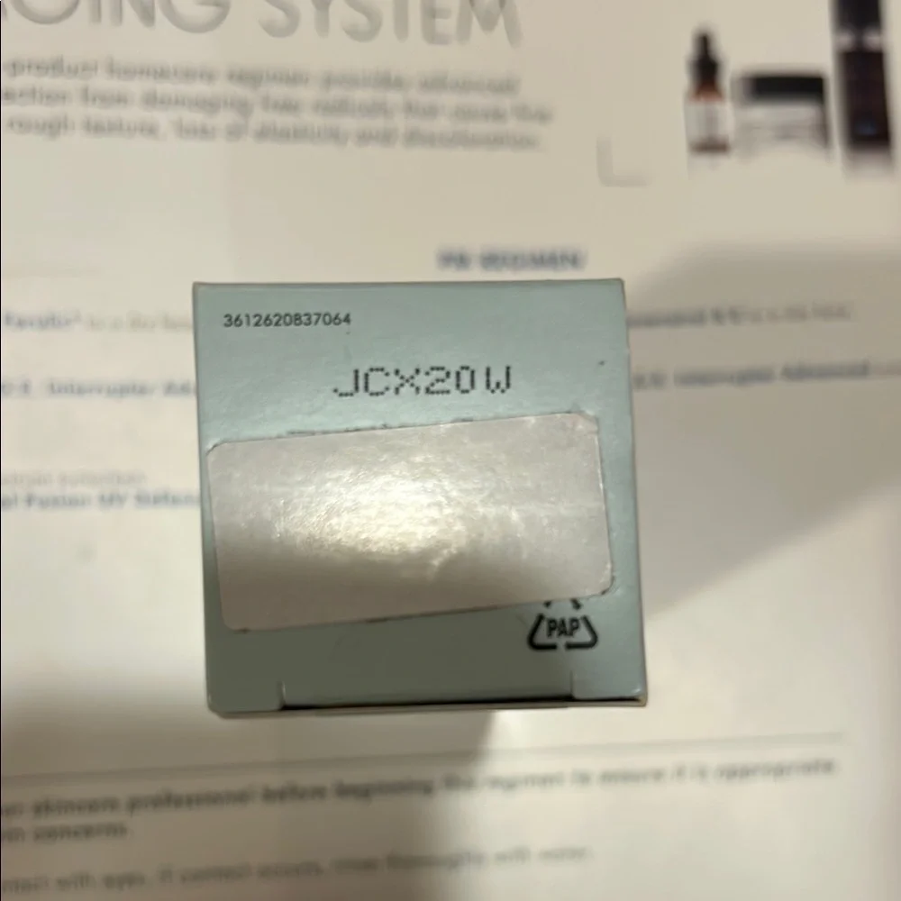 SkinCeuticals Resveratrol B E - Picture 3 of 4